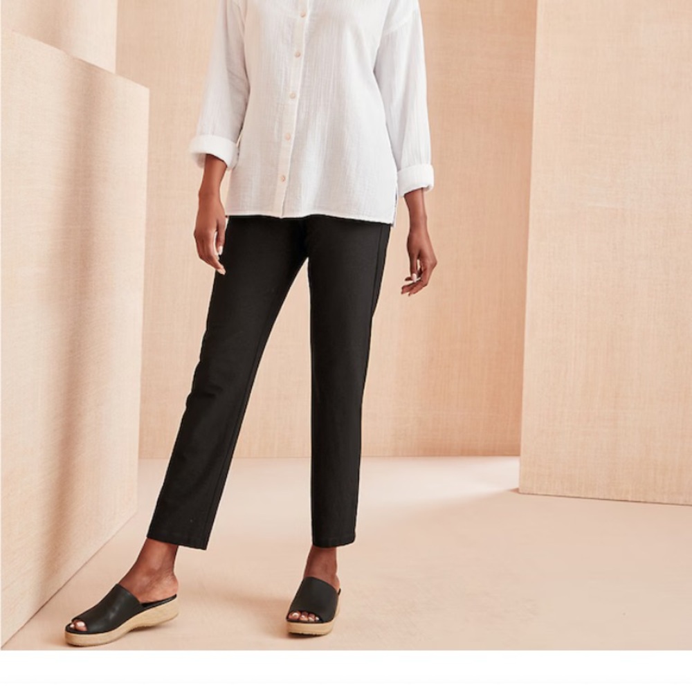 EILEEN FISHER stretch crepe knit ankle pants M